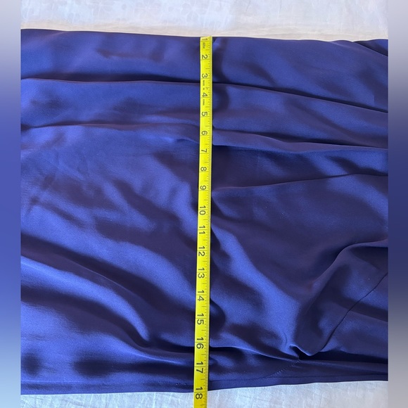 Armani Collezioni dress. Gorgeous deep purple color. - Picture 9 of 9